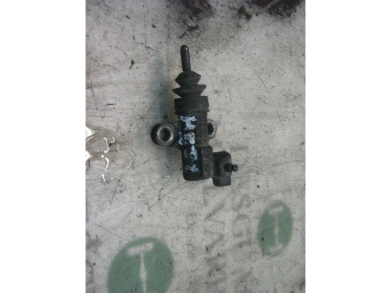Recambio de bombin embrague para nissan almera (n15) gx referencia OEM IAM   