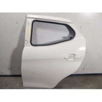 PUERTA TRASERA IZQUIERDA 670040H030 