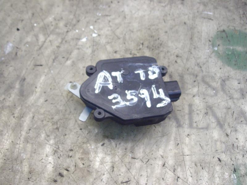 Recambio de motor c/c trasero derecho para kia rio ls berlina (5-ptas.) referencia OEM IAM   
