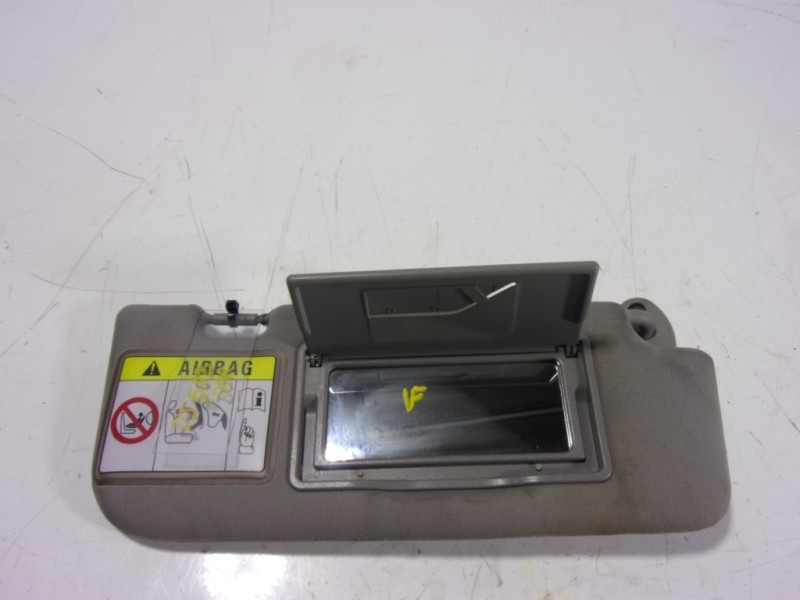 Recambio de parasol derecho para ssangyong korando premium 4x2 referencia OEM IAM   