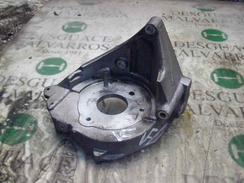 Recambio de soporte bomba inyeccion para citroën xsara picasso 2.0 hdi cat (rhy / dw10td) referencia OEM IAM   