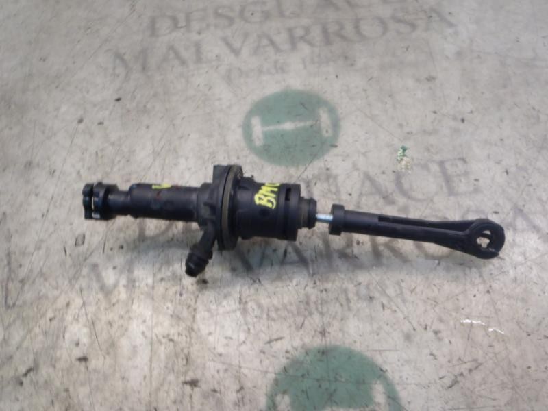 Recambio de bomba embrague para citroën xsara picasso 1.6 hdi 90 exclusive referencia OEM IAM   