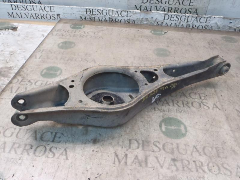 Recambio de brazo suspension inferior trasero derecho para volkswagen touran (1t1) trendline referencia OEM IAM   