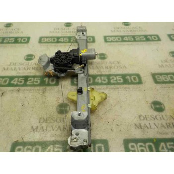 ELEVALUNAS DELANTERO DERECHO 