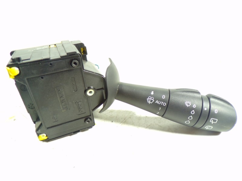 Recambio de mando limpia para renault captur life referencia OEM IAM 8201168016 255675887R 