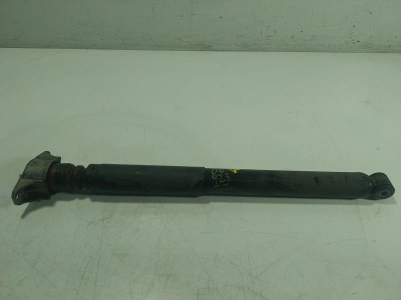 Recambio de amortiguador trasero izquierdo para ford kuga i 2.0 tdci referencia OEM IAM 1704257 8V4118080CB 