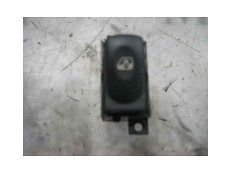 Recambio de mando elevalunas delantero izquierdo para renault laguna (b56) referencia OEM IAM   