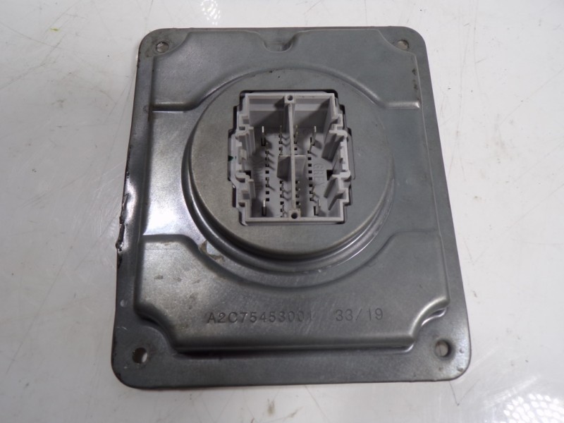 Recambio de centralita faros xenon para ford focus 1.0 ecoboost cat referencia OEM IAM 2534608 JX7B13B626AG 