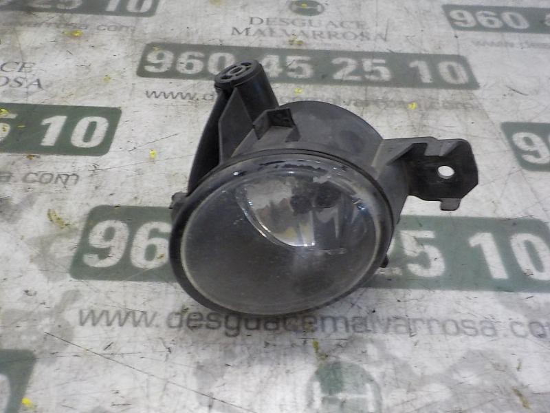 Recambio de faro antiniebla izquierdo para bmw serie 1 berlina (e81/e87) 2.0 16v diesel referencia OEM IAM 63176924655  
