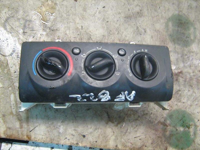 Recambio de mando calefaccion / aire acondicionado para renault clio ii fase ii (b/cb0) authentique referencia OEM IAM   
