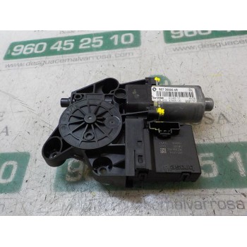 MOTOR ELEVALUNAS DELANTERO DERECHO 