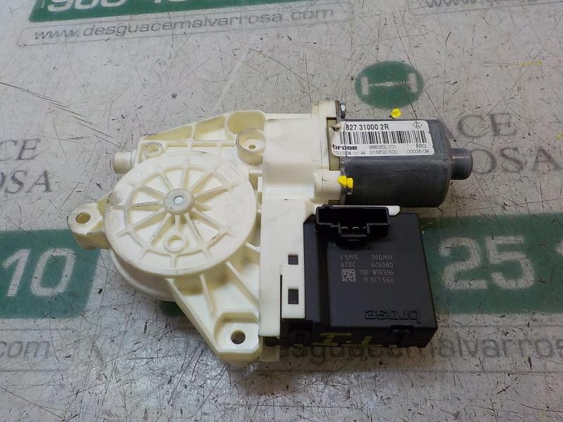 Recambio de motor elevalunas trasero izquierdo para renault megane iii berlina 5 p expression referencia OEM IAM   