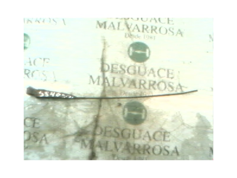 Recambio de brazo limpia delantero derecho para renault trafic t 1000 referencia OEM IAM   