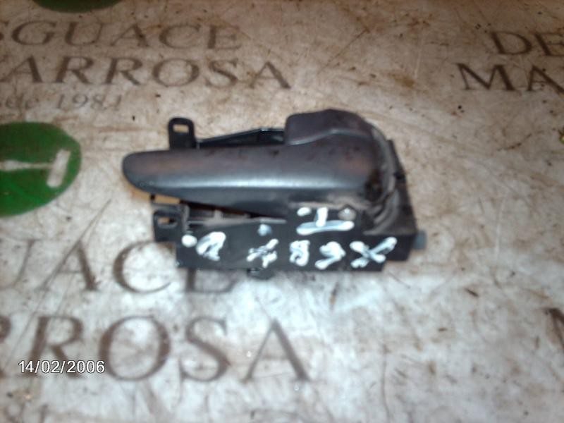 Recambio de maneta interior trasera derecha para nissan primera berlina (p11) gx referencia OEM IAM   