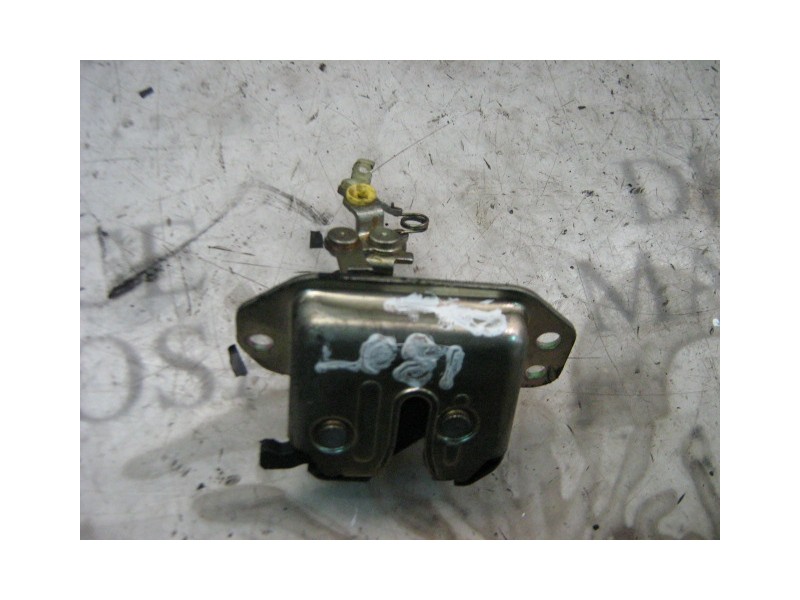 Recambio de cerradura maletero / porton para chevrolet kalos 1.4 se referencia OEM IAM   