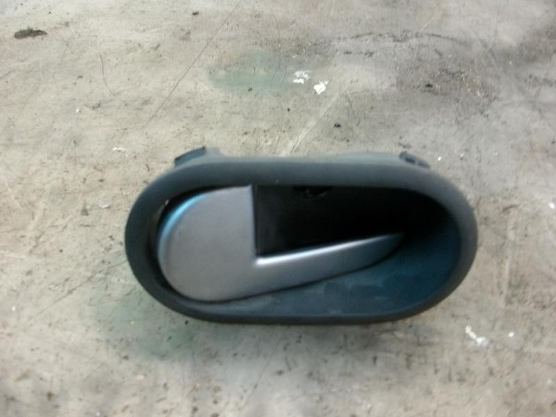 Recambio de maneta interior delantera izquierda para ford fiesta (cbk) ghia referencia OEM IAM   