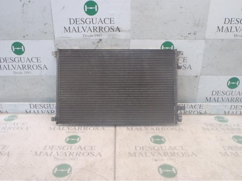 Recambio de condensador aire acondicionado para renault scenic ii confort authentique referencia OEM IAM 8200115543  