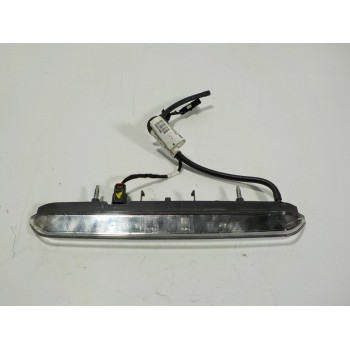 PILOTO TRASERO CENTRAL 9825453680 9800412680 39201635