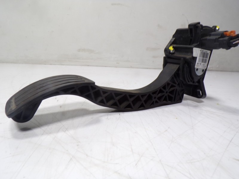 Recambio de potenciometro pedal para citroën c4 picasso 1.6 blue-hdi fap referencia OEM IAM 9674829780 9674829780 0280755269