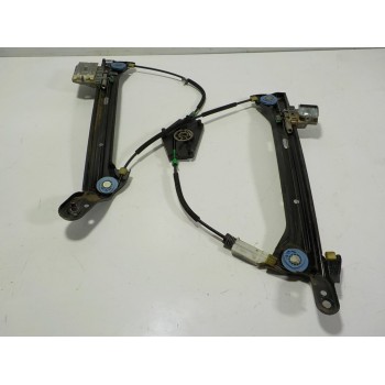 ELEVALUNAS DELANTERO DERECHO 8T8837462B 