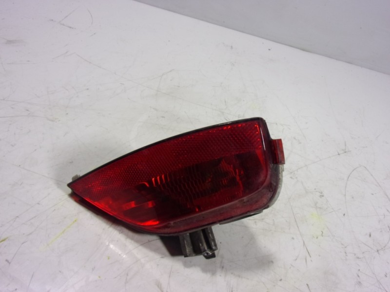 Recambio de piloto trasero antiniebla izquierdo para renault megane iv berlina 5p 1.3 tce cat referencia OEM IAM 265852501R  