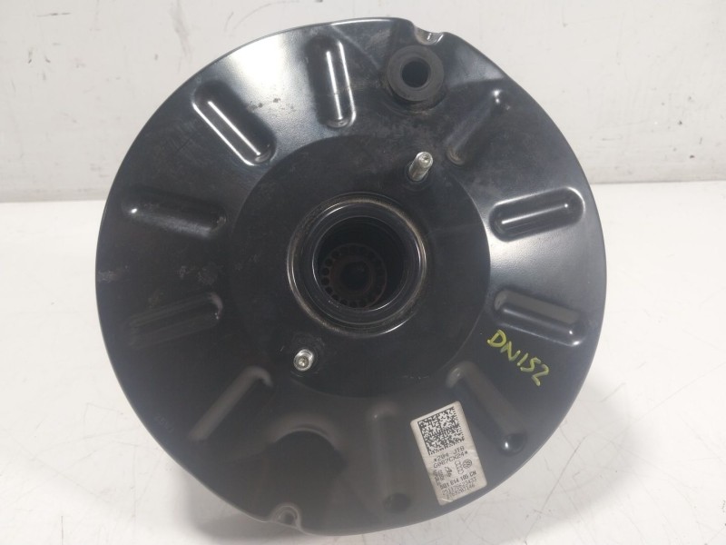 Recambio de servofreno para seat leon st (5f8) 2.0 tdi referencia OEM IAM 5Q1614106J 5Q1614105CN 