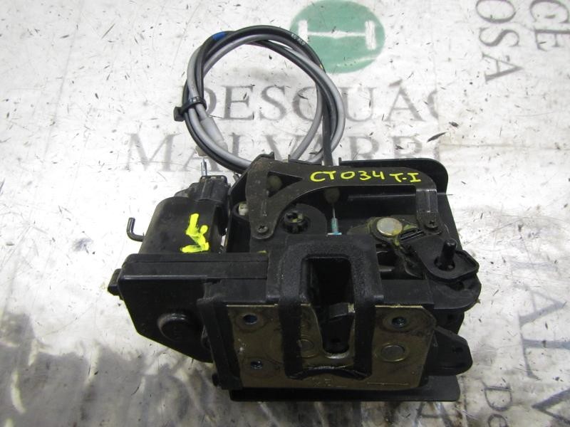 Recambio de cerradura puerta trasera izquierda para ssangyong rodius xdi referencia OEM IAM   