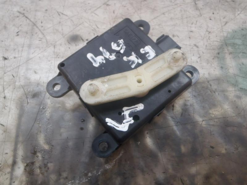 Recambio de motor apertura trampillas climatizador para ssangyong actyon 200 xdi referencia OEM IAM   