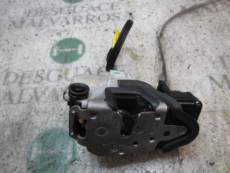 Recambio de cerradura puerta trasera derecha para chevrolet cruze ls referencia OEM IAM   