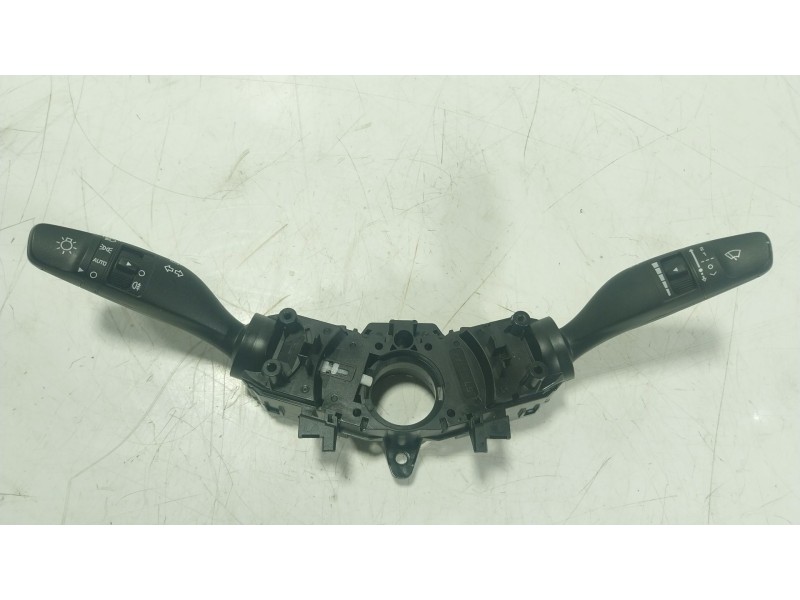 Recambio de mando luces para hyundai ioniq (ae) 1.6 gdi plug-in hybrid referencia OEM IAM 93404G2802 93404G2802 