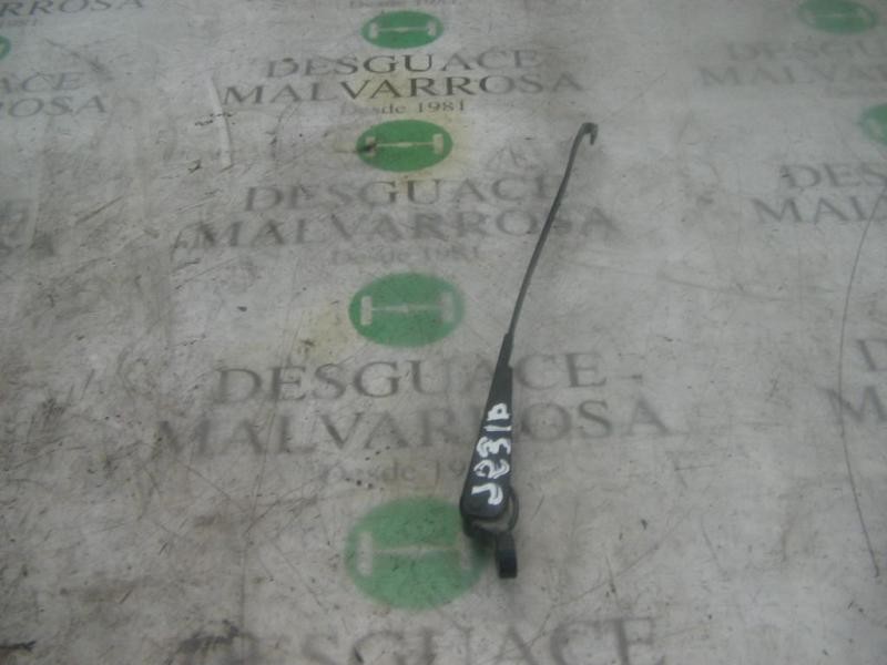 Recambio de brazo limpia delantero derecho para opel corsa a 1.2 referencia OEM IAM   