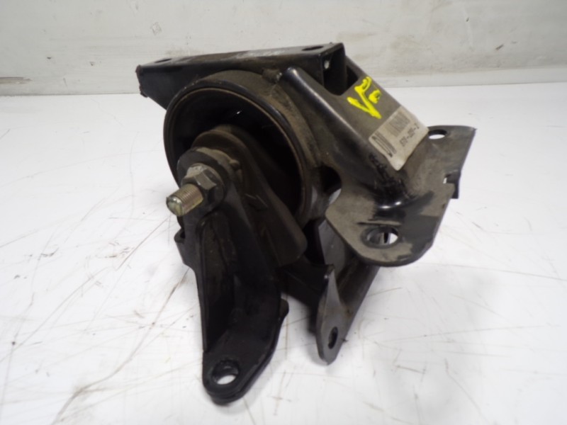 Recambio de soporte cambio para ssangyong korando premium 4x2 referencia OEM IAM  6782292 