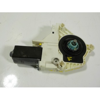 MOTOR ELEVALUNAS DELANTERO IZQUIERDO 8T0959801B 8T0959801B 