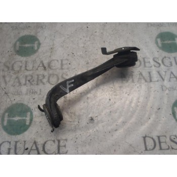 SOPORTE BRAZO SUSPENSION DELANTERO IZQUIERDO 