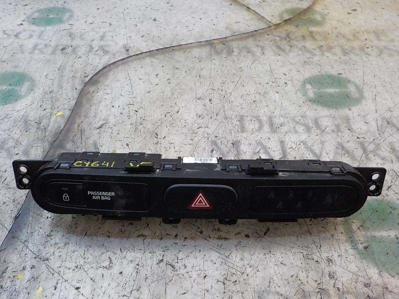 Recambio de warning para kia carens ( ) 1.7 crdi cat referencia OEM IAM 93790A4000CA  