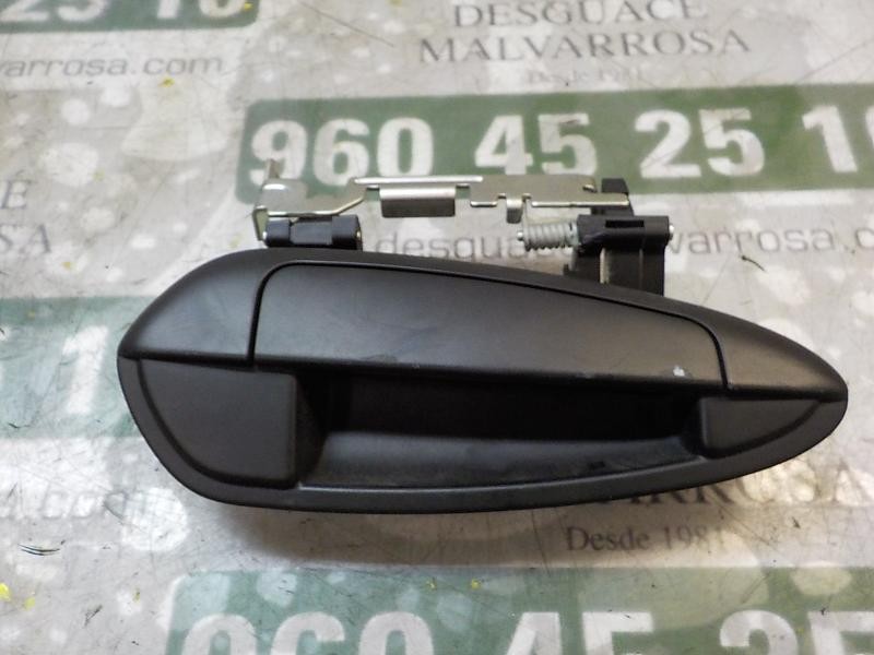 Recambio de maneta exterior delantera derecha para fiat punto (199) 1.2 referencia OEM IAM 735498779  