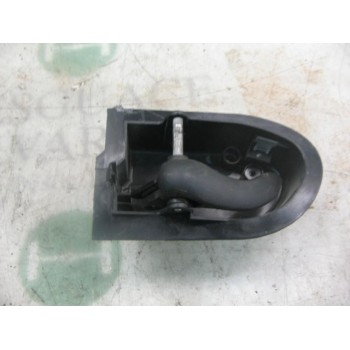 MANETA INTERIOR DELANTERA IZQUIERDA 