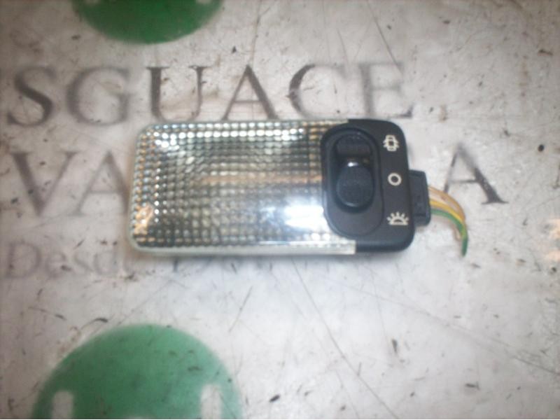 Recambio de piloto interior para citroën xsara coupe 2.0 hdi vtr referencia OEM IAM   