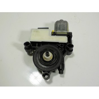 MOTOR ELEVALUNAS TRASERO DERECHO 5Q0959408 5Q0959408 0130822694