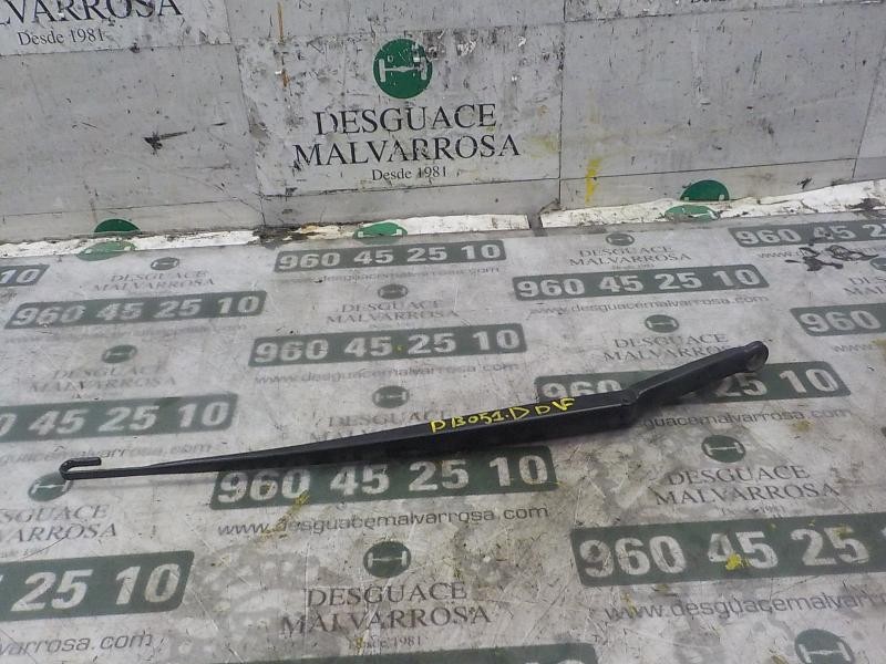 Recambio de brazo limpia delantero derecho para bmw serie 3 compact (e46) 316ti referencia OEM IAM 61617007128  