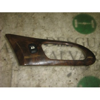 MANDO ELEVALUNAS DELANTERO DERECHO 