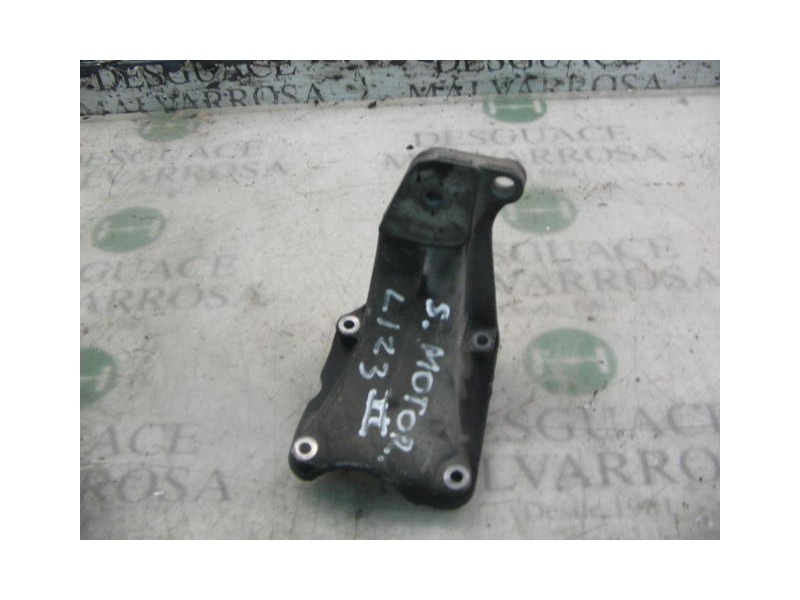 Recambio de soporte motor trasero para seat cordoba berlina (6k2) glx referencia OEM IAM   