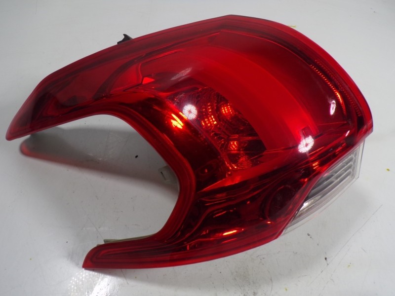 Recambio de piloto trasero izquierdo para peugeot 2008 (--.2013) active referencia OEM IAM 9678074280 9678074280 