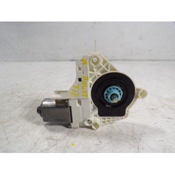 MOTOR ELEVALUNAS TRASERO IZQUIERDO 8K0959811A 8K0959811A 