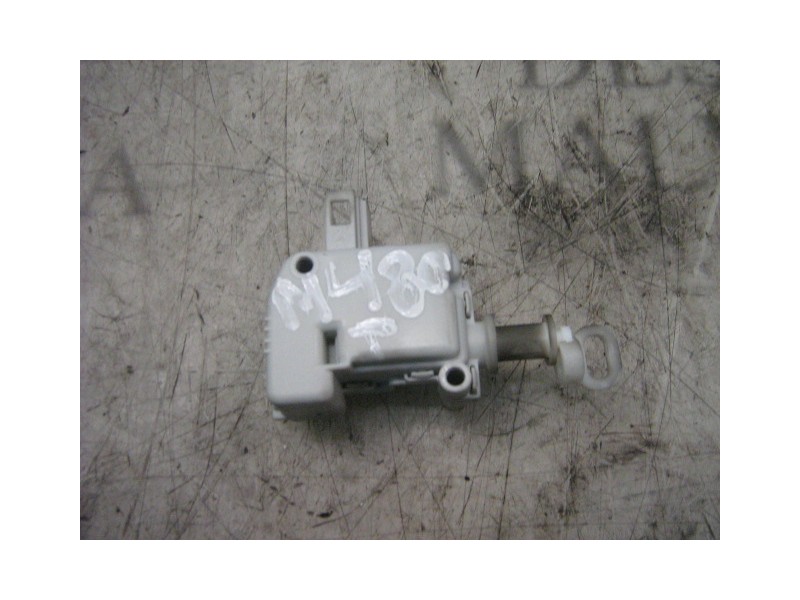 Recambio de motor c/c porton para seat ibiza (6l1) signo referencia OEM IAM   
