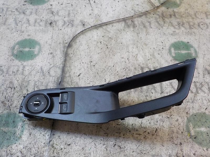 Recambio de mando elevalunas delantero izquierdo para ford fiesta (ccn) titanium referencia OEM IAM 2032974  