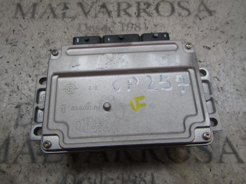 Recambio de centralita motor uce para citroën c4 coupe lx referencia OEM IAM   
