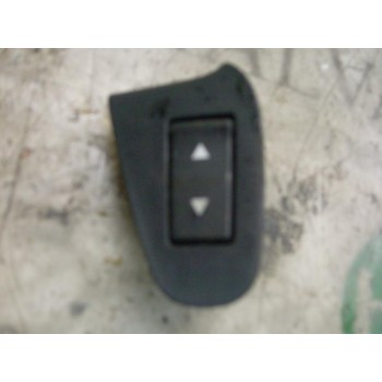 MANDO ELEVALUNAS DELANTERO IZQUIERDO 