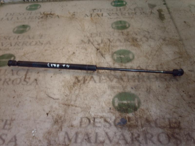 Recambio de amortiguadores maletero / porton para volkswagen golf iii berlina (1h1) 1.8 referencia OEM IAM   