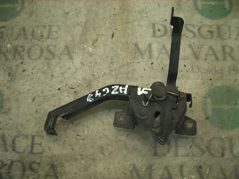 Recambio de cerradura capot para hyundai elantra (xd) 2.0 crdi gls (5-ptas.) referencia OEM IAM 811302D000  